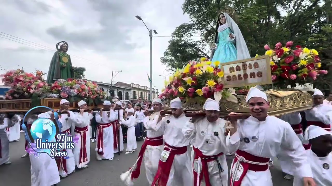Procesión con Jesús Resucitado