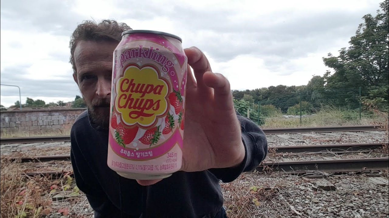 Chupa Chups Strawberry & Cream Japanese Soda Review