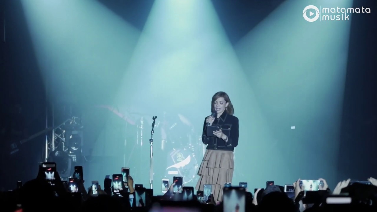 Puisi Najwa Shihab (Konser NOAH 