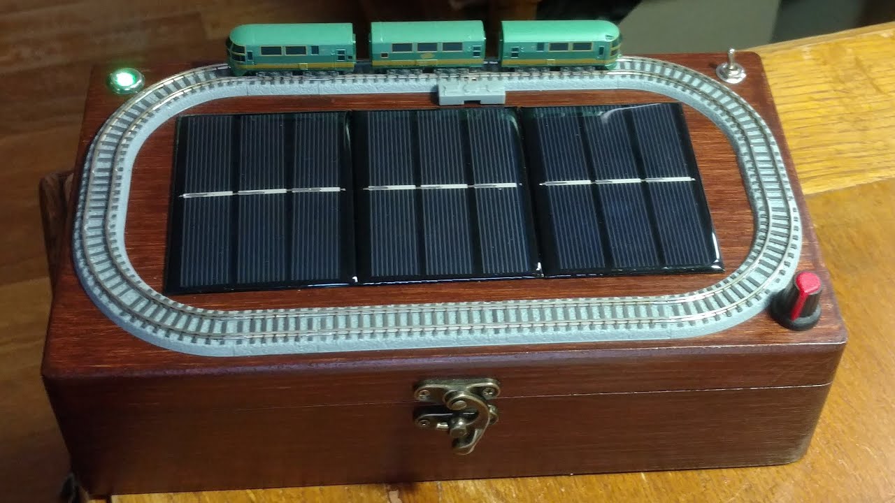 Solar Powered Z Scale Z Shorty Train On A Box