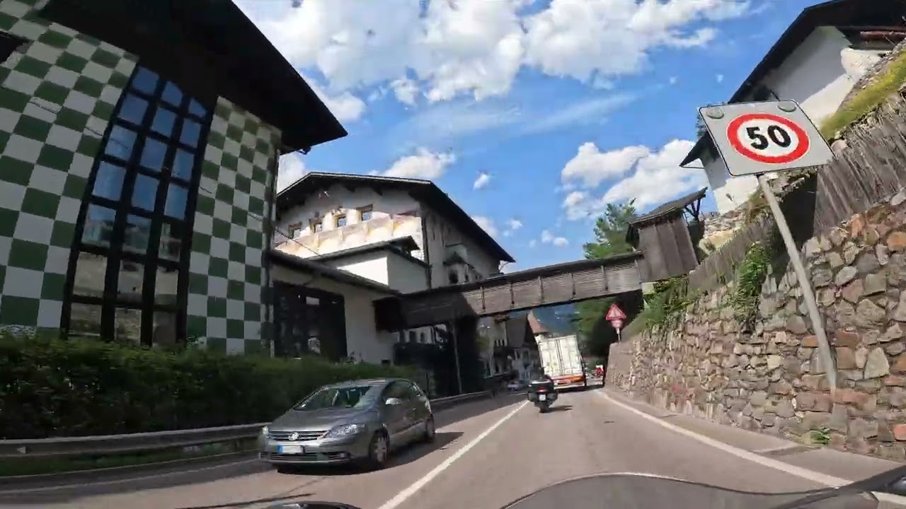 Meran Merano Motorradtour 2022 von Stelviopass Stilfserjoh Schweiz - Italien - Österreicher Alpen