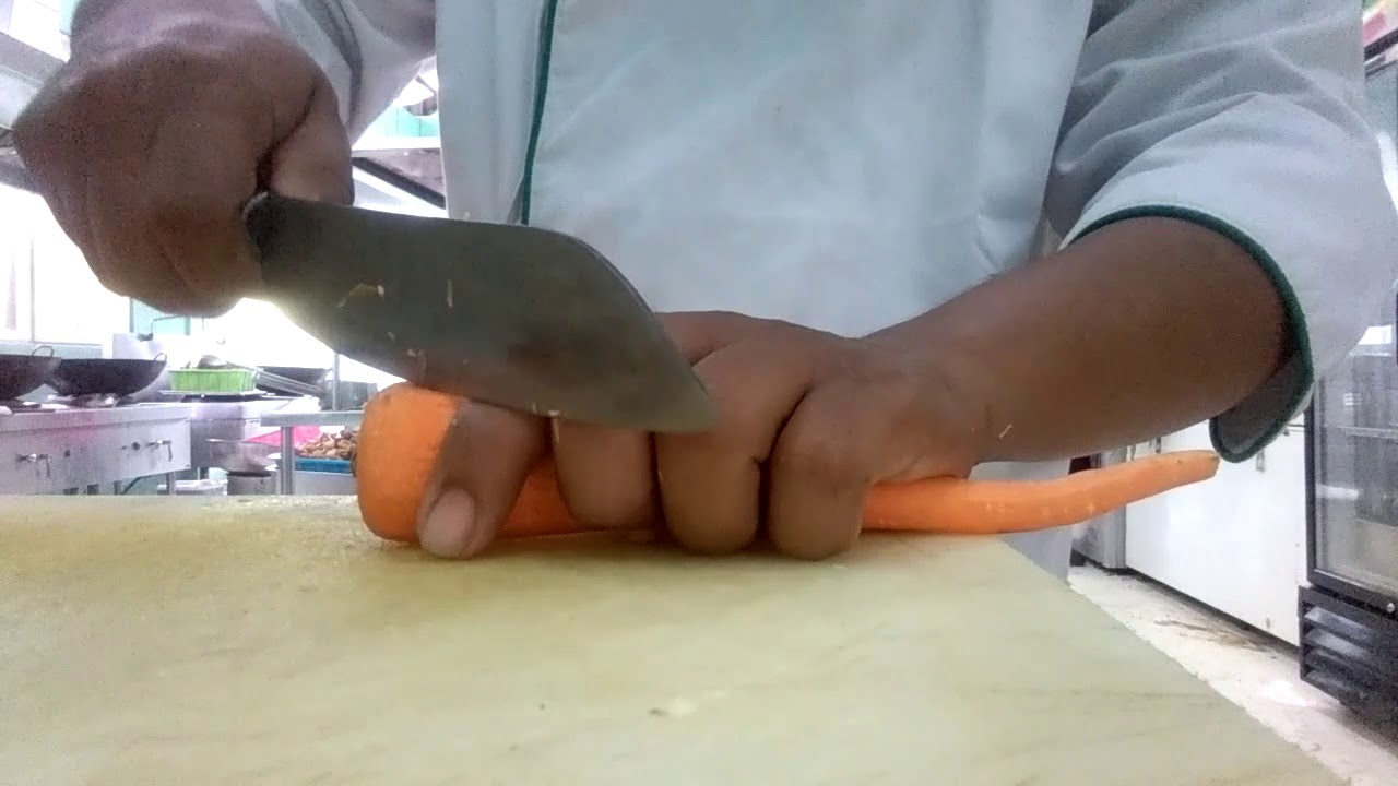Cara potong sayur cepat ala koki profesional