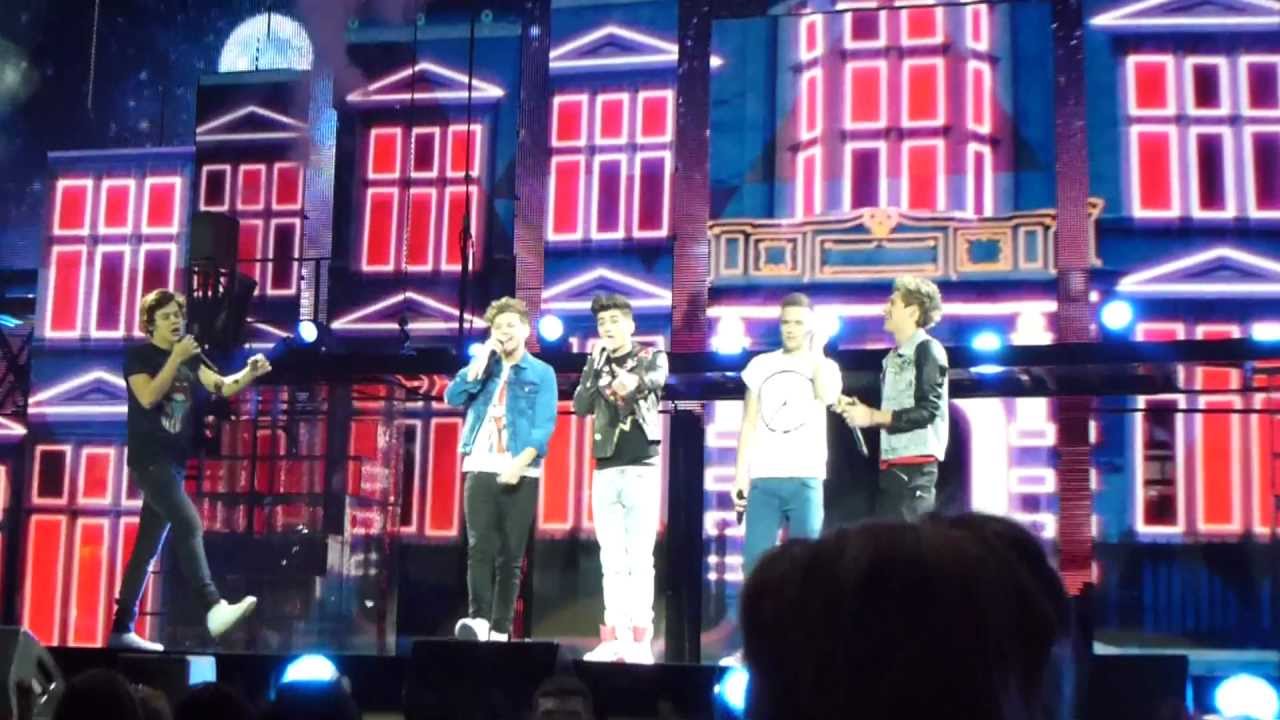 One Direction TMH tour - Up All Night HD O2 arena 24/02/13 Matinee
