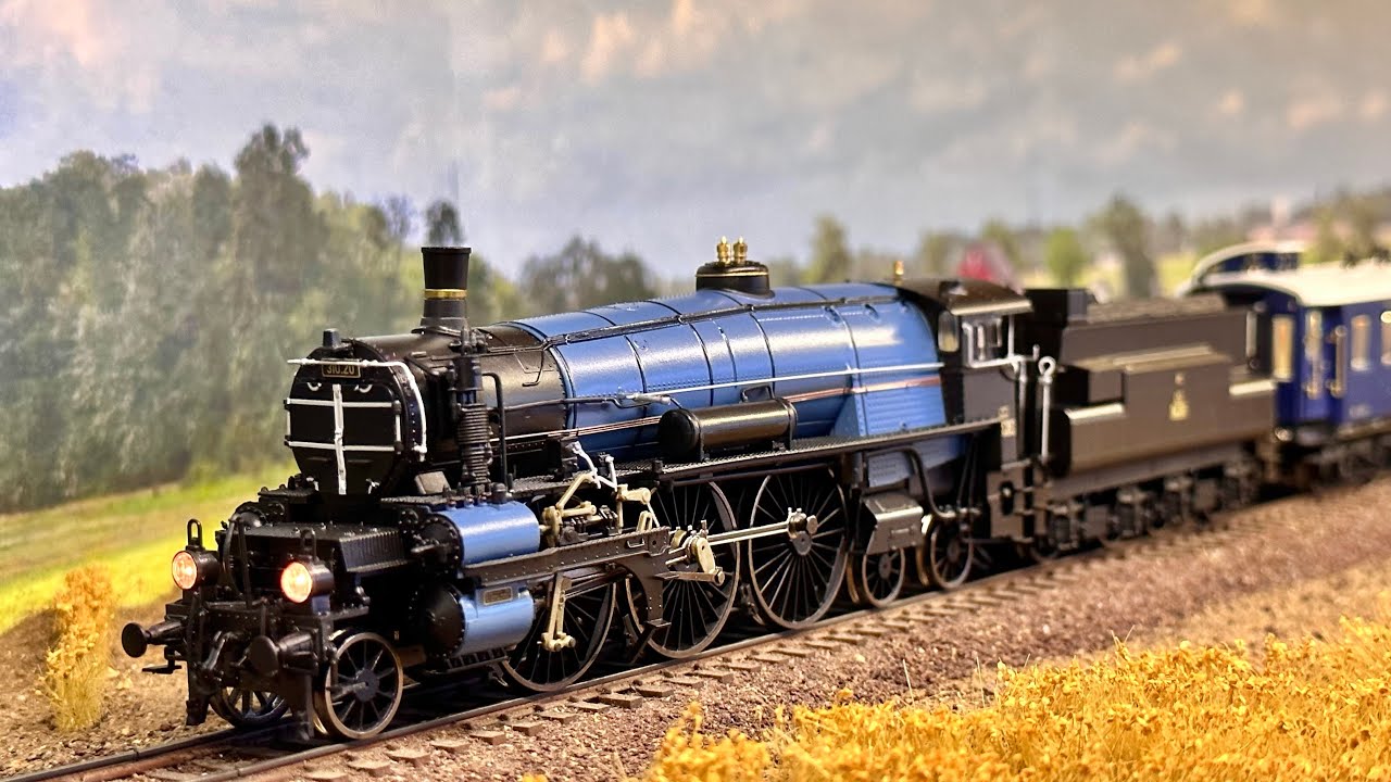 Roco 70330 - 310.20 BBÖ with the Orient Express #rocotrains #orientexpress #modeltrains #roco #trix