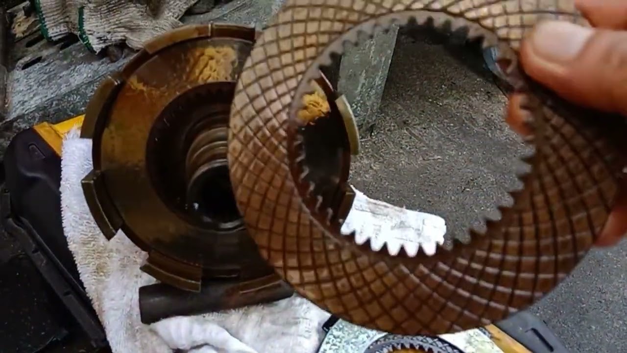 @forklift.. replacing clutch friction disc
