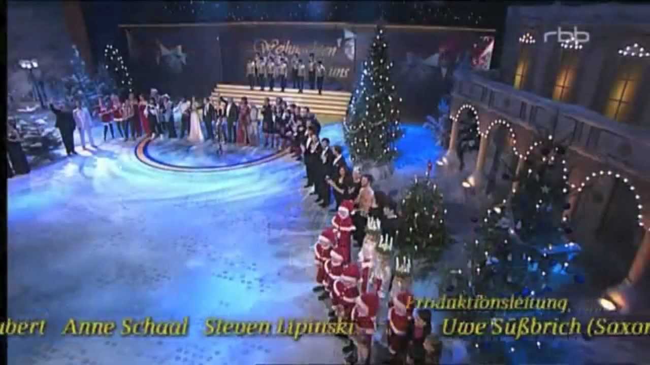 Weihnachten Bei Uns 2010 - Feat. The Red Hot Chilli Pipers