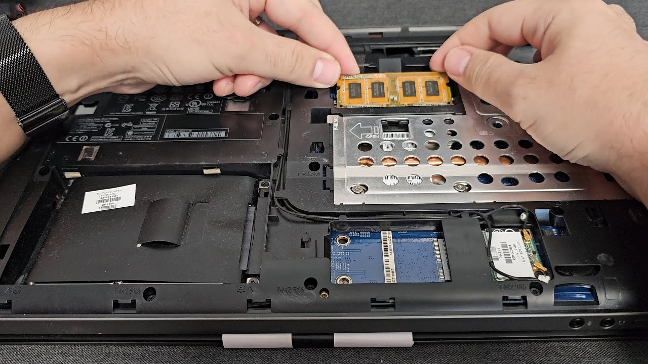 Обновление памяти и жесткого диска на SSD в HP ProBook 4540s