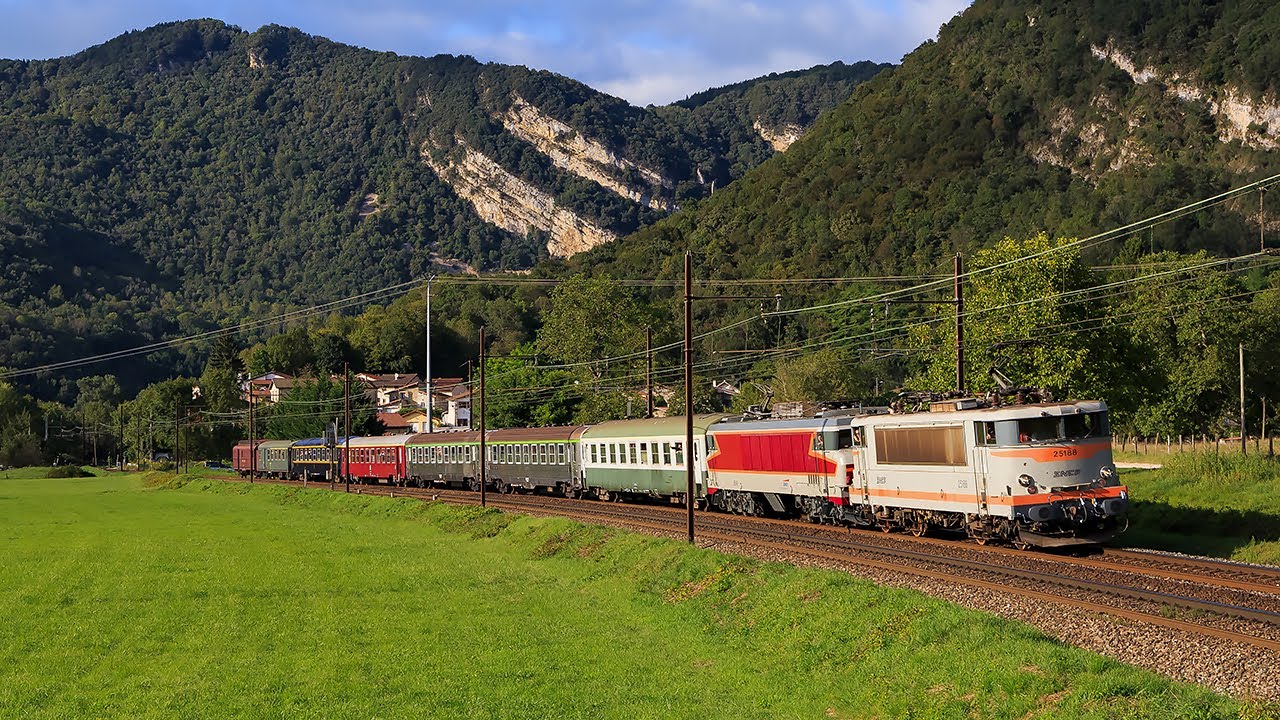 Train sp&eacute;cial avec les BB 25188, CC 6549 et A1A-A1A 68540