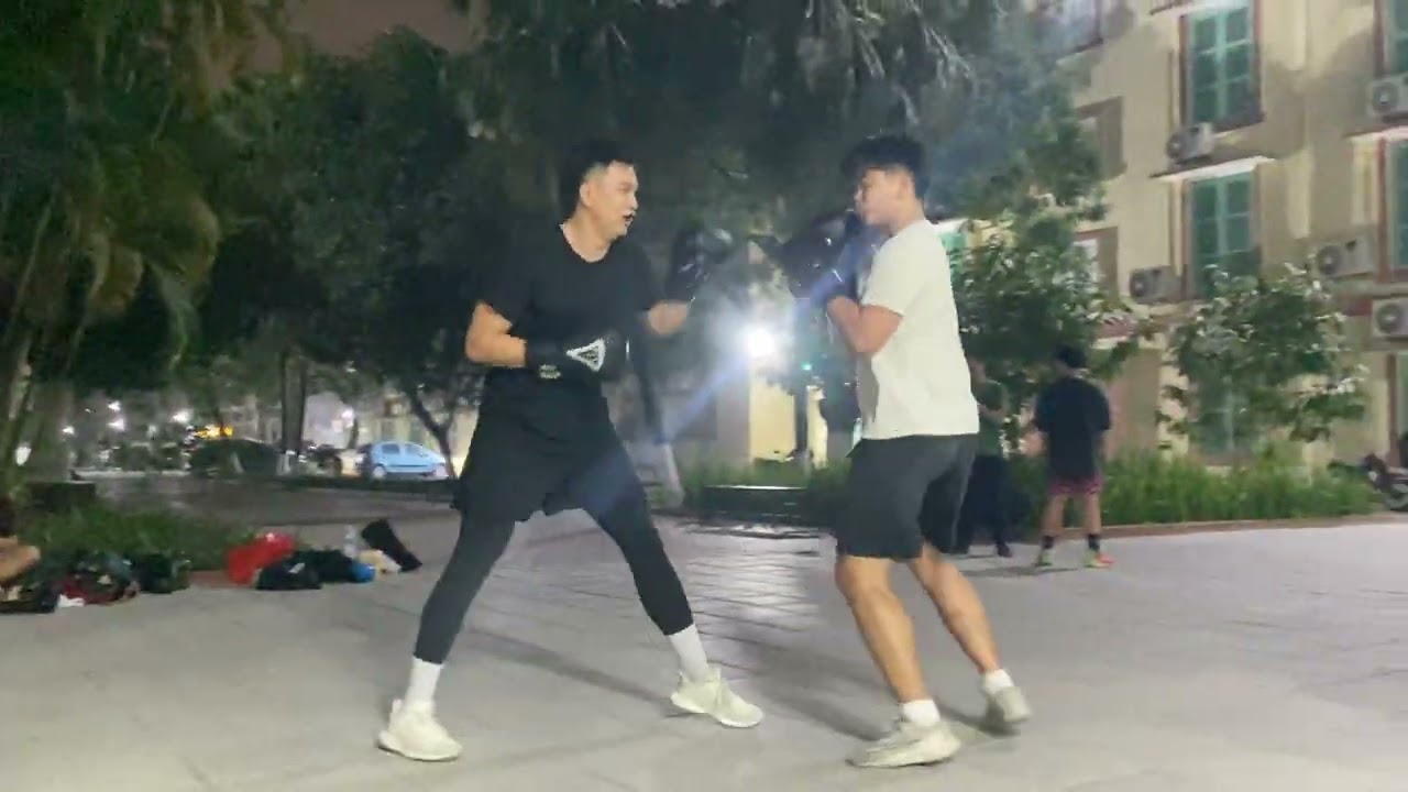 Ông “Liêm” vs Long
