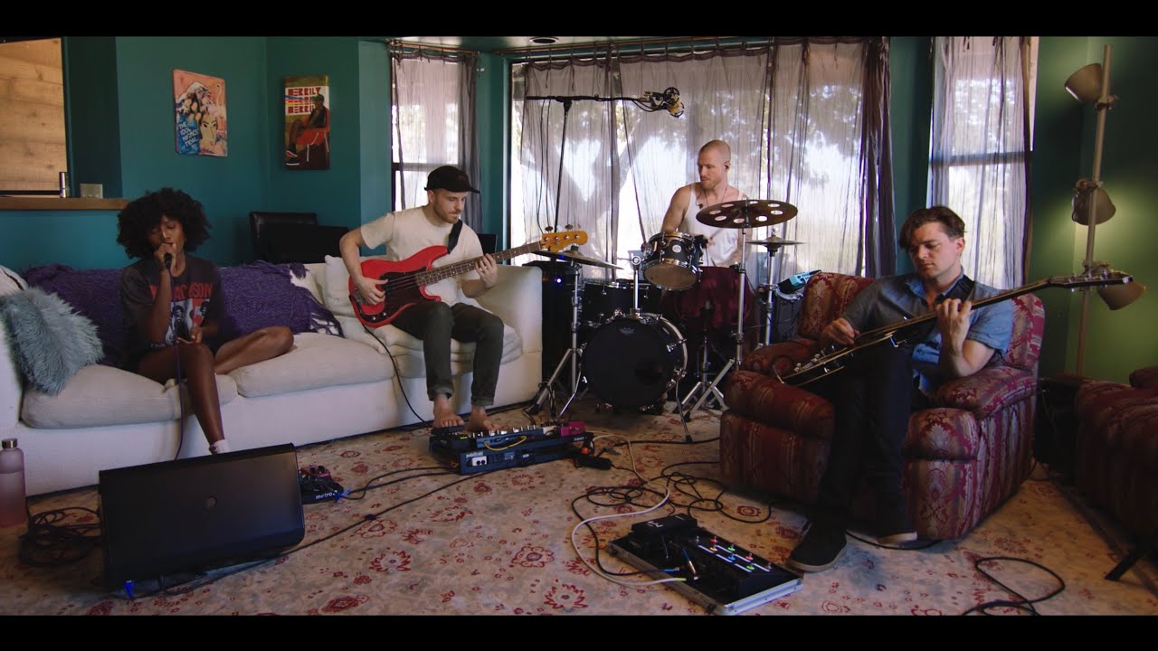 Fleetwood Mac - Dreams (CHERONE cover) Live at Desert Sessions