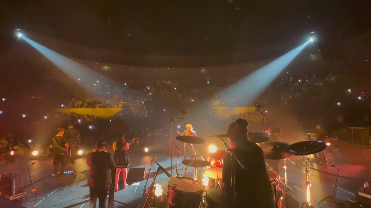 Maoli -  Unwritten (Live at the Blaisdell Arena 2022)