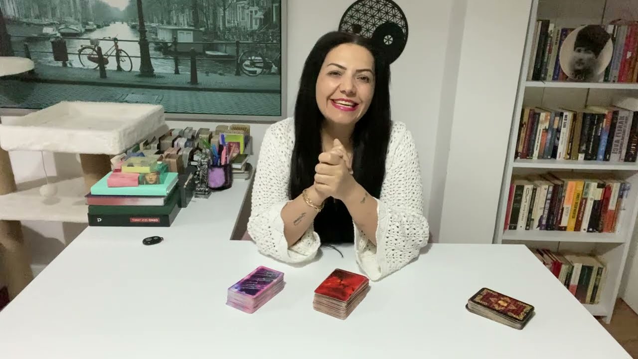 ♥️AKLINDAKİ KİŞİ GERÇEKTEN SENİ SEVİYOR MU? #tarot #tarotreading #aklımdakikişitarot #aşkfalı #fal