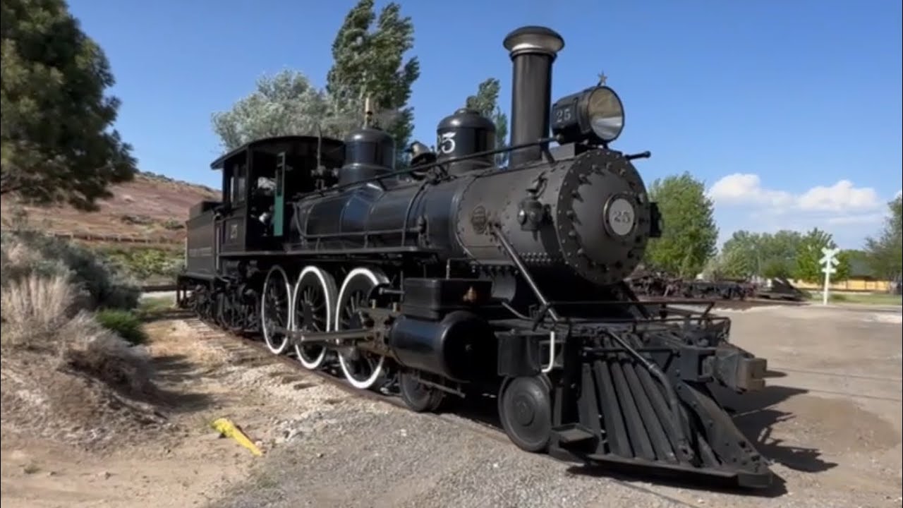 Virginia & Truckee #25  - Baldwin 4-6-0 Steam Locomotive