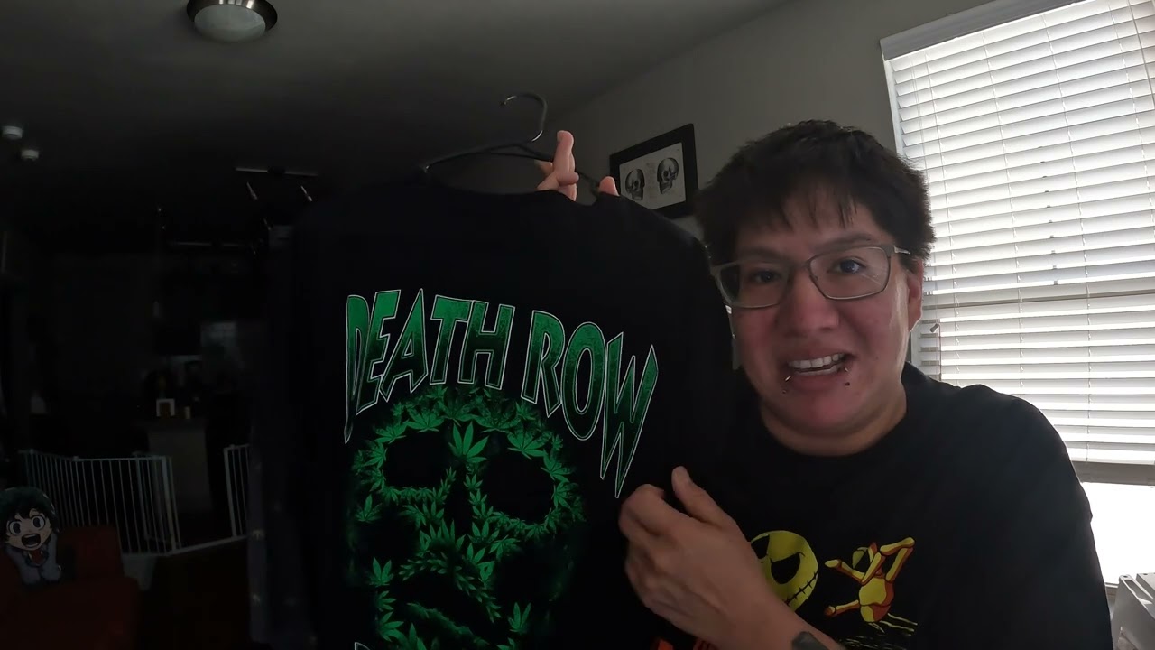 MY CANNABIS T-SHIRT COLLECTION!