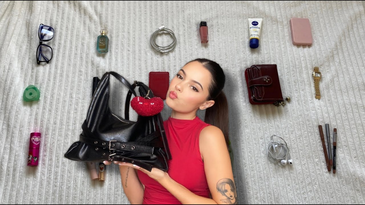WHATS IN MY BAG  *2014 throwback*