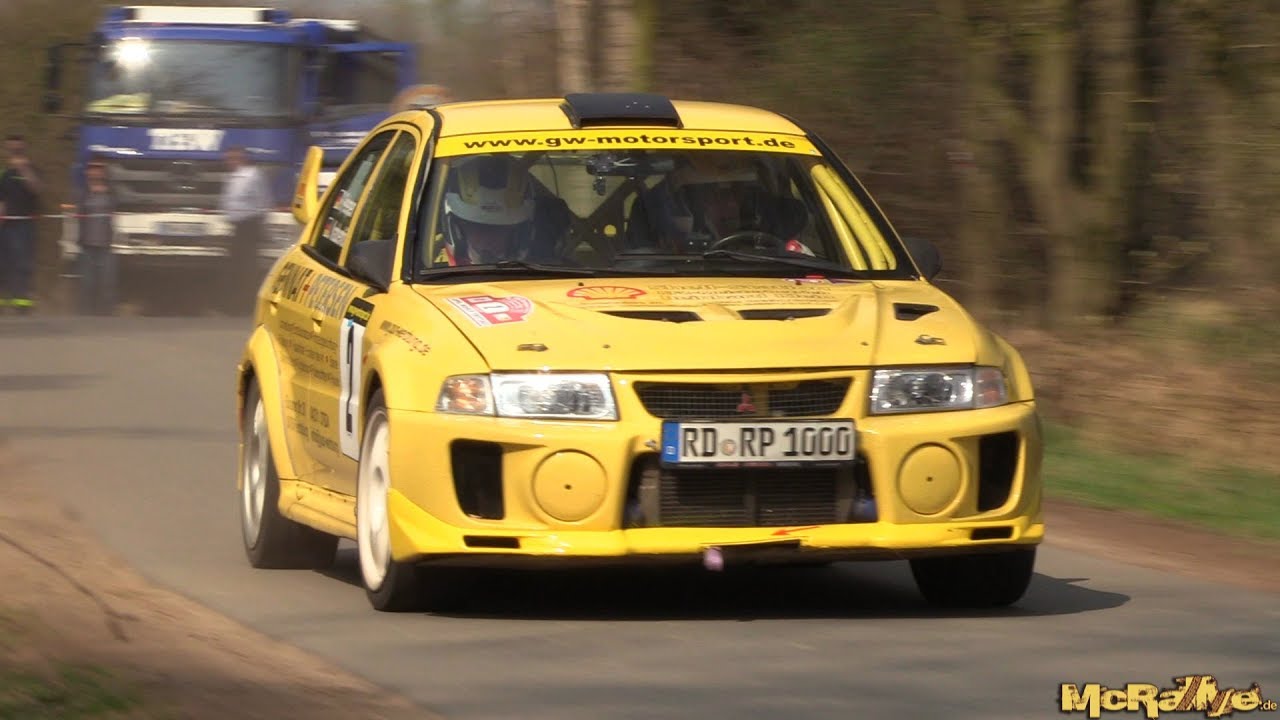 Mitsubishi Lancer Evo V - Rolf Petersen