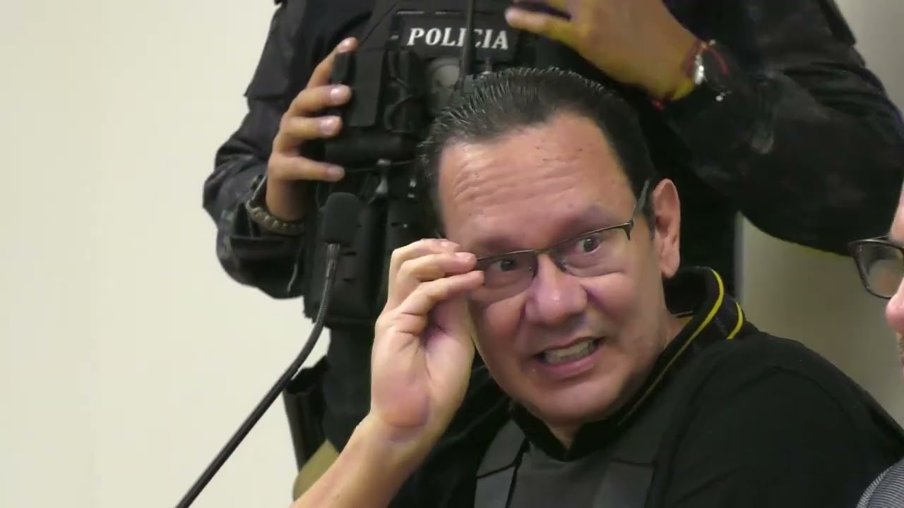 CELSO GAMBOA SE DESPIDIÓ DE SU HIJO REUNIÓN DE UNA HORA EN LOS TRIBUNALES DE SAN JOSÉ