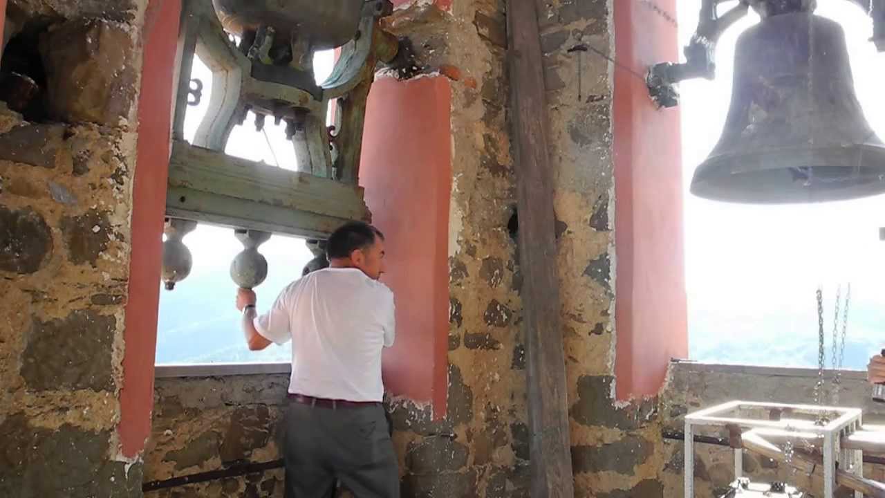 2013 08 15 filmati campane castello di carro 105)