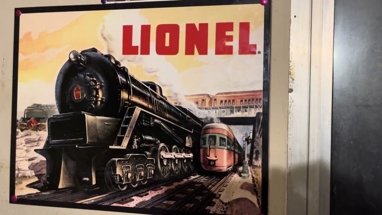 1946 Lionel Train Set with a 1666 Steam Locomotive! And a look at my Workbench! ENJOY!