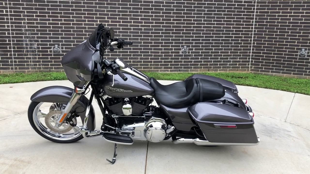 656816 2014 HARLEY-DAVIDSON STREET GLIDE SPECIAL - FLHXS