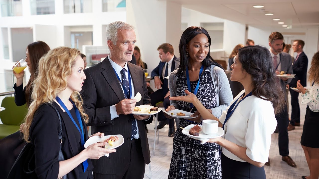 Techniques de reseautage/networking pour trouver un emploi au Canada