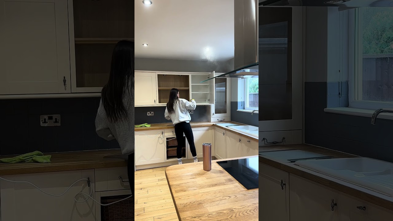 Cleaning my in-laws’ kitchen like I’ve been personally hired by Environmental Health 🧼👑#cleaning