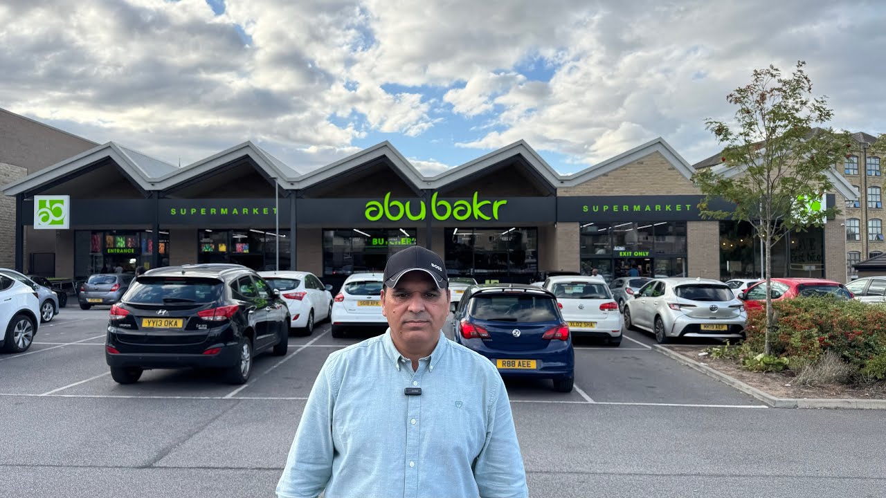 Shopping vlog in Abu Bakr Supermarket Batley | Lots of special offers 😍 