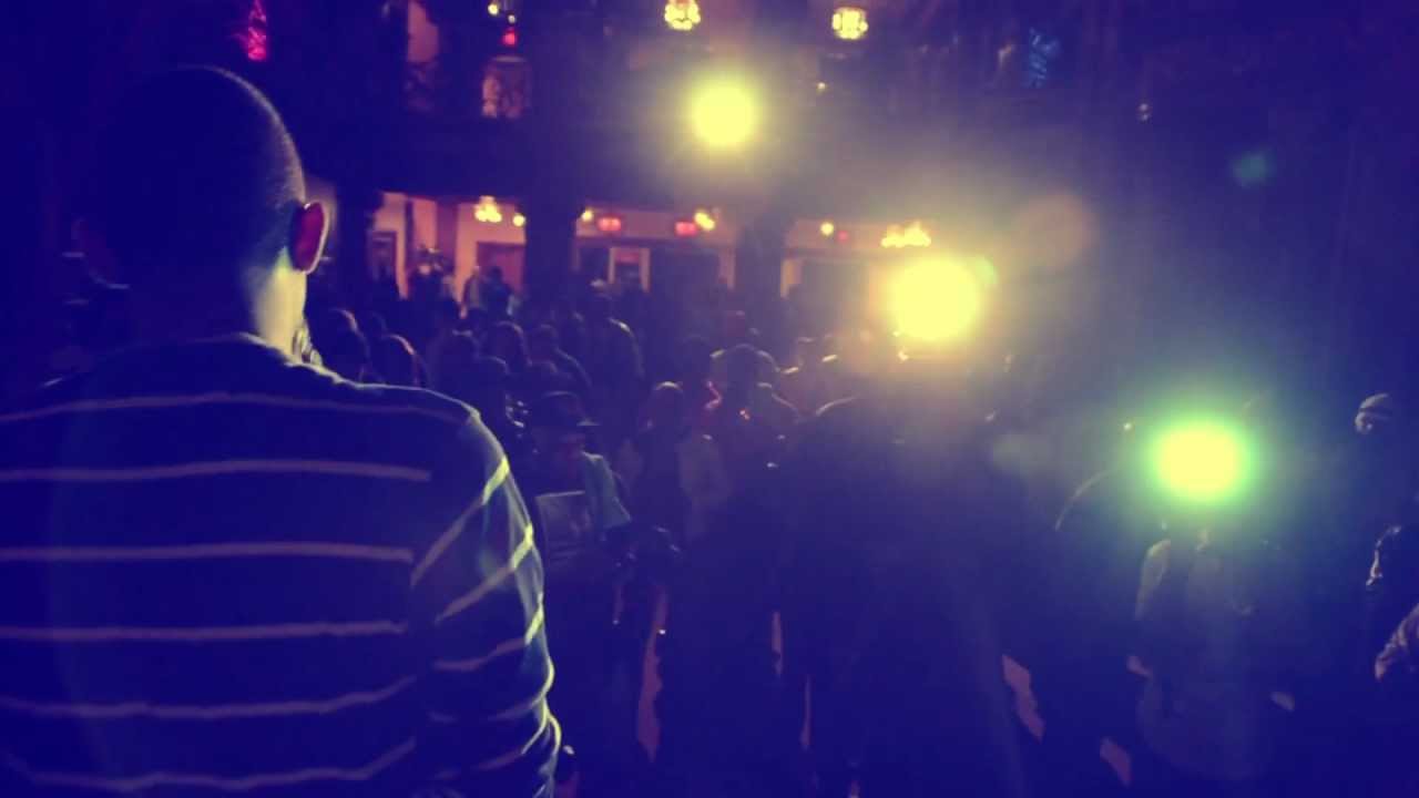 Marvlouz performs 