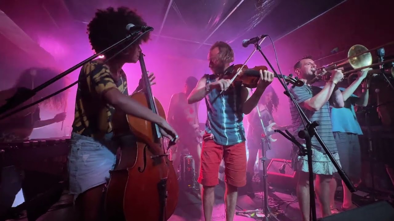 Orchestre Tout Puissante Marcel Duchamp @ El Pumarejo 2024 /07 /23