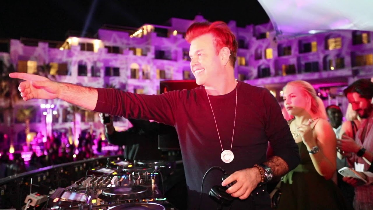 New Year's Eve 2018 at ME Cabo with Paul Oakenfold