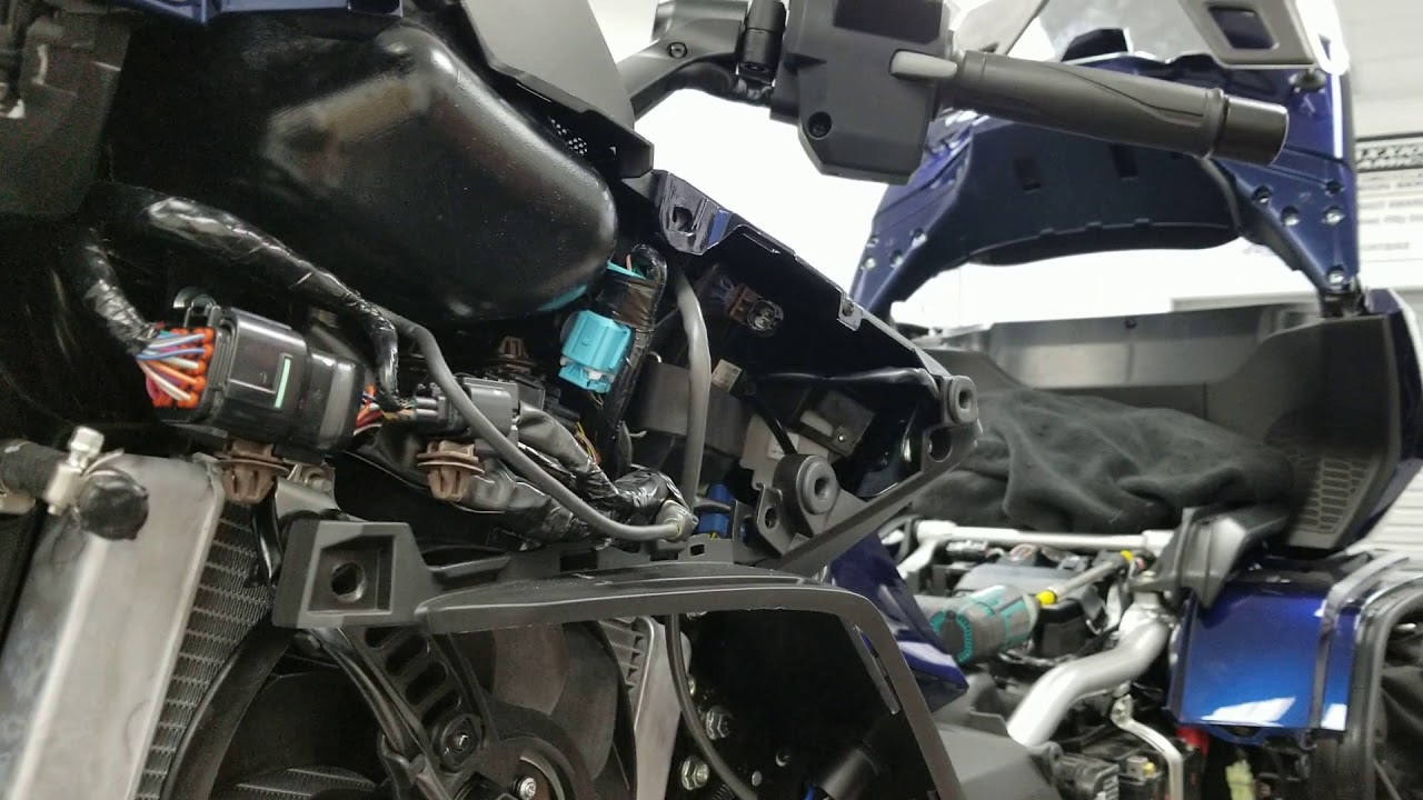 Part 2, Side Entry Lights and 12V Socket Connections -- 2018+ Honda GoldWing
