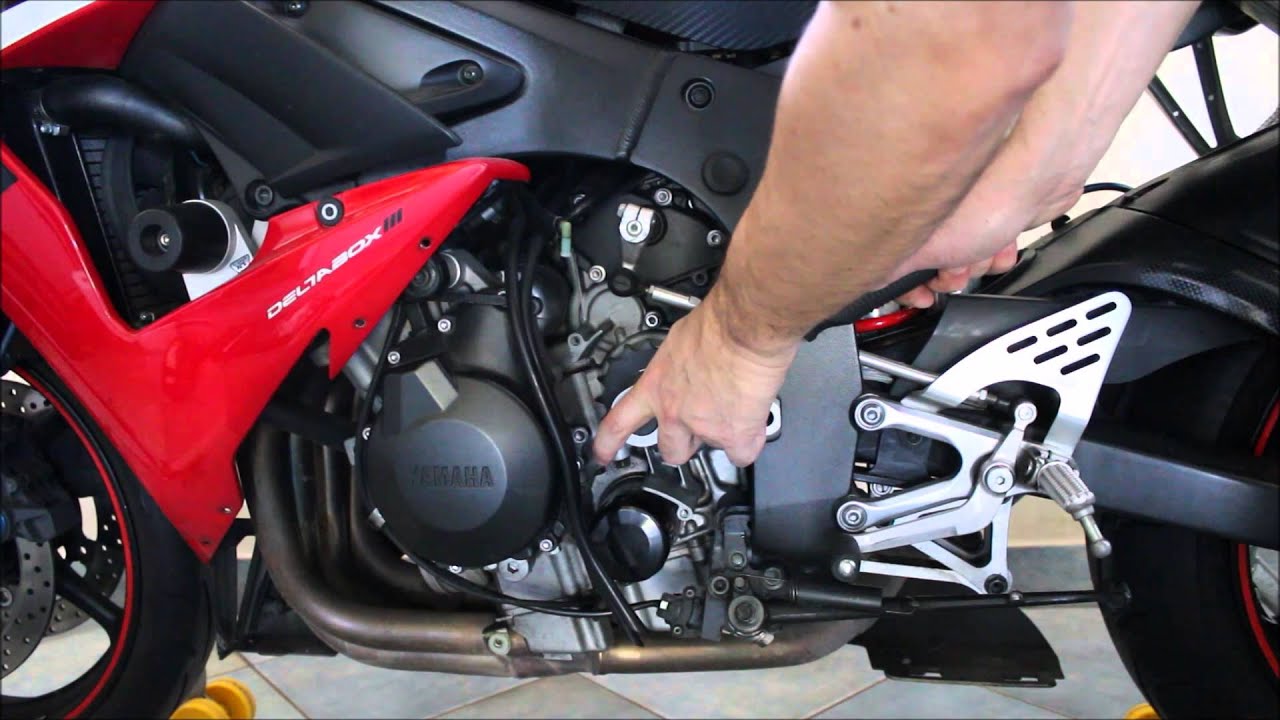Videoguida|Tutorial : come cambiare la trasmissione a catena di una moto