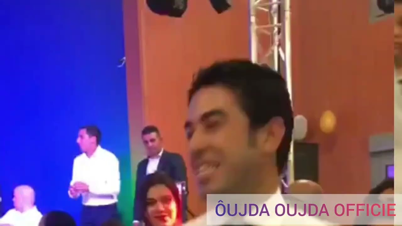 زينة الداودية في حفل شعبي بباريس فرنسا 🇫🇷