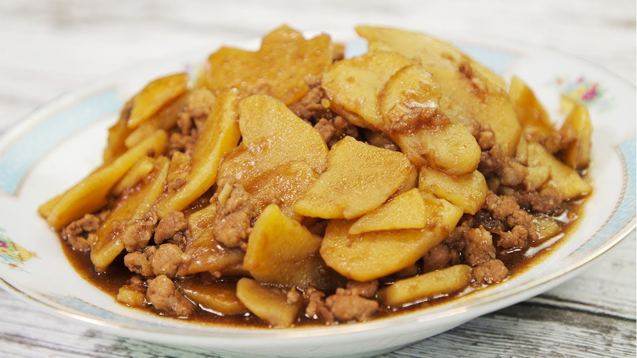 马铃薯焖肉碎 Potato & Minced Pork Stew