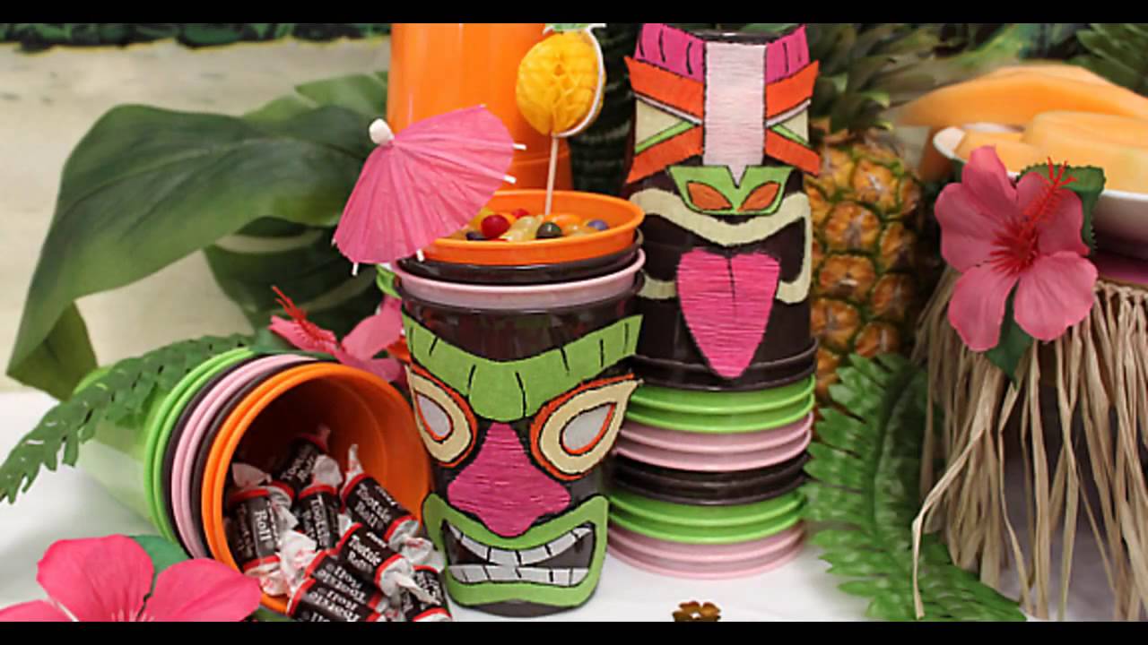 Simple Luau party decorations