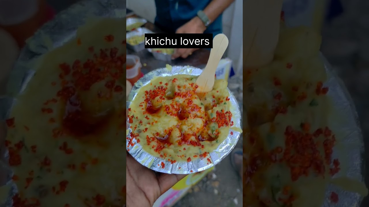 live khichu and dhokala gujrat special #streetfood #food #khichu #dhokla #indianfood #shorts