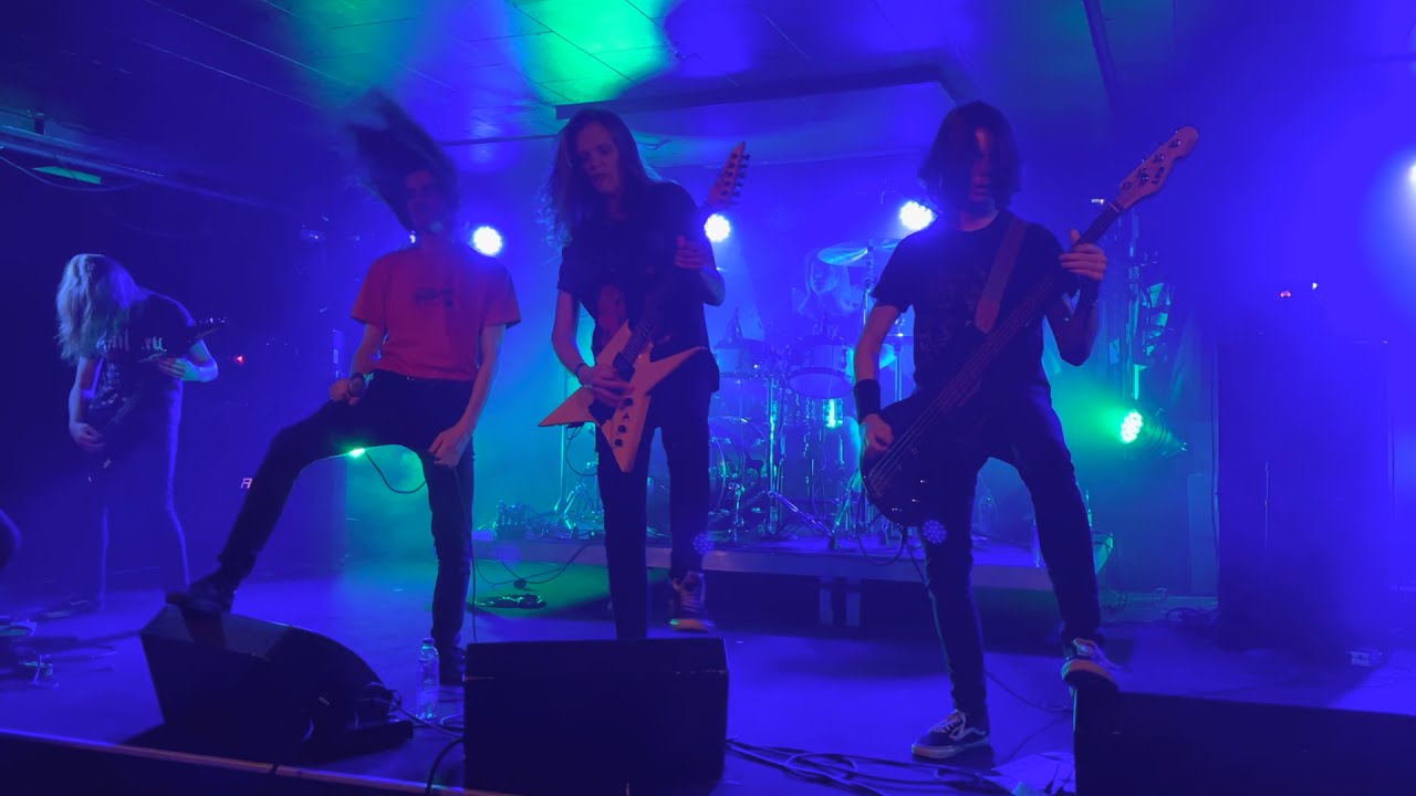 Nakkeknækker / Nakkeknaekker Live - Full concert from Odense october 2021