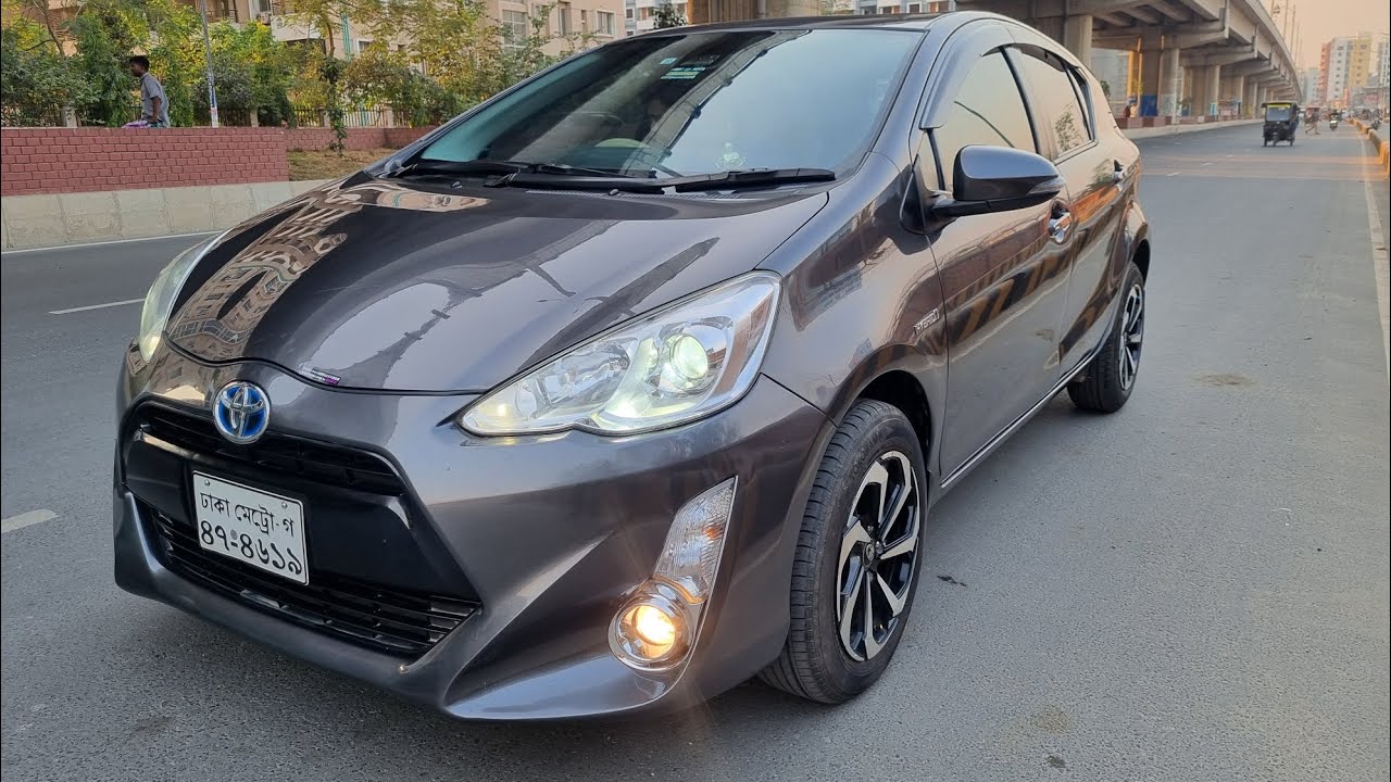 Toyota Aqua G premium কমমূল্যে আকর্ষণীয় বিলাসবহুল গাড়ি পুরো ভিডিওটি দেখবেন কারণ ভিডিওটি শেষে চমক