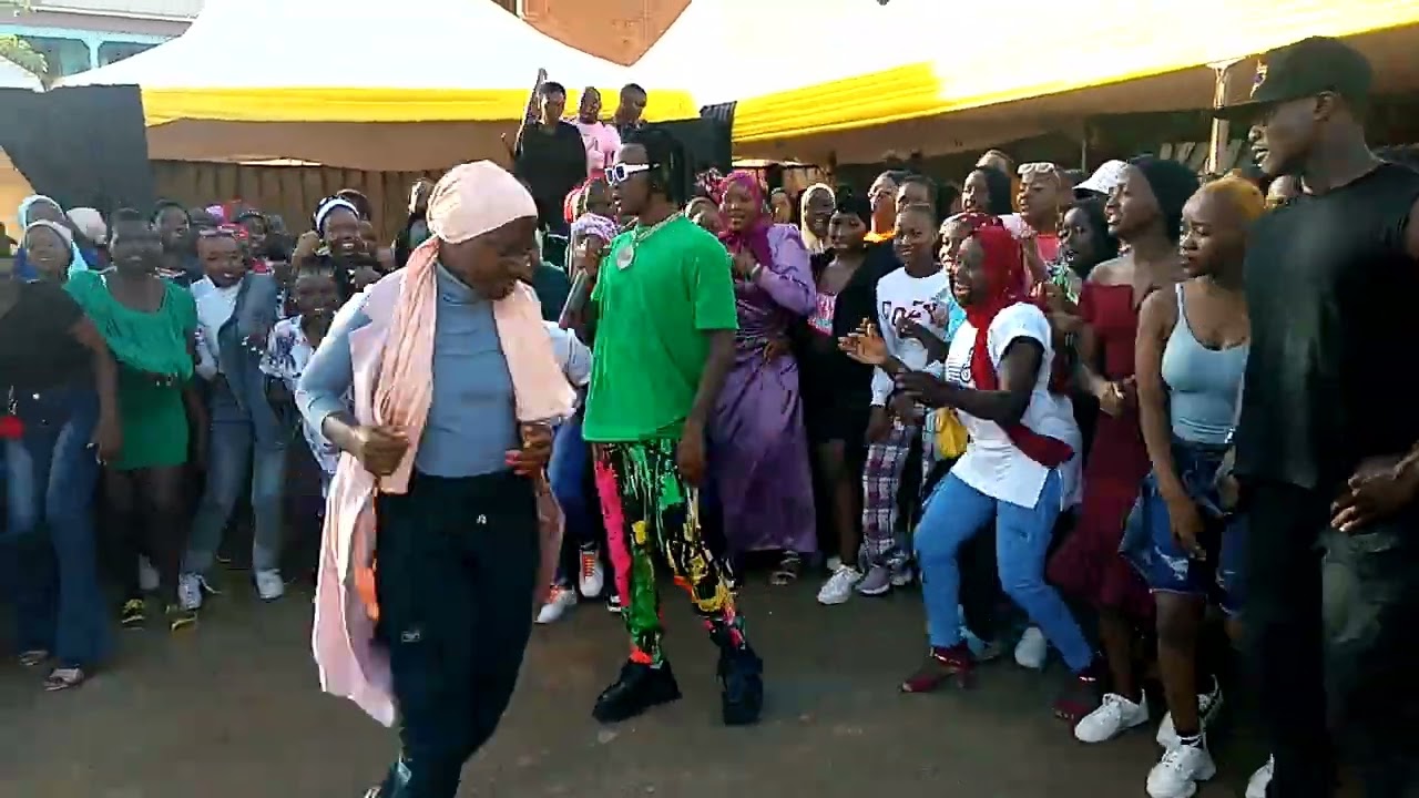Fikfameika has disorganised the girls at Mbogo high