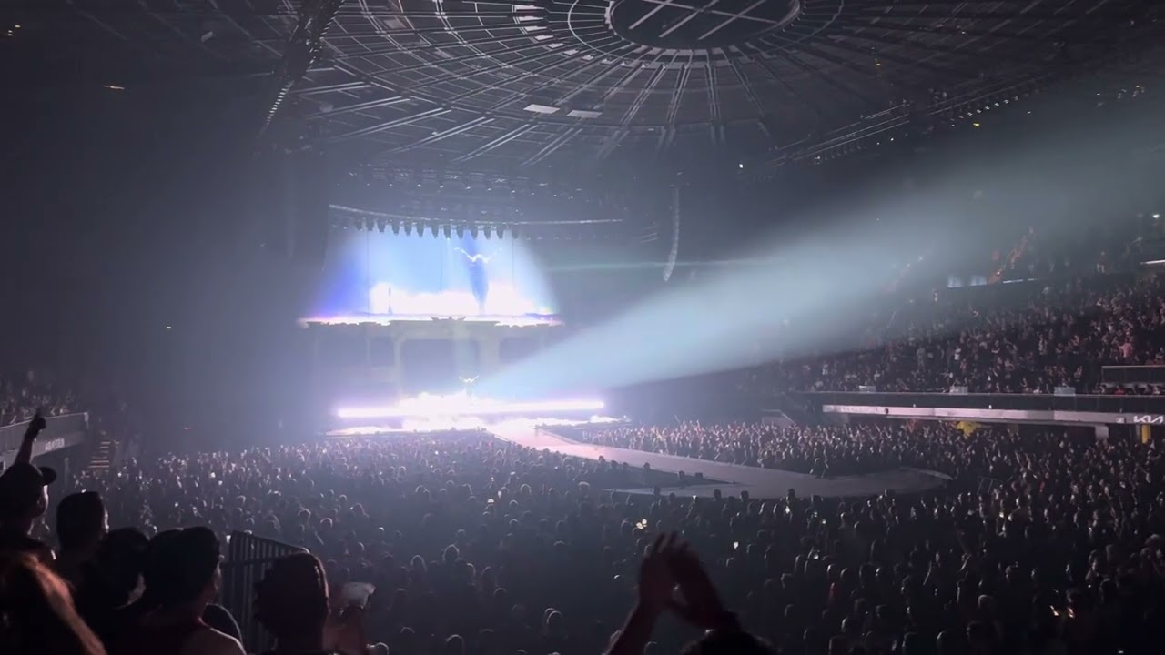 Lady Gaga - Interlude to act IV + Shadow of a Man + Kill for Love - live in Los Angeles
