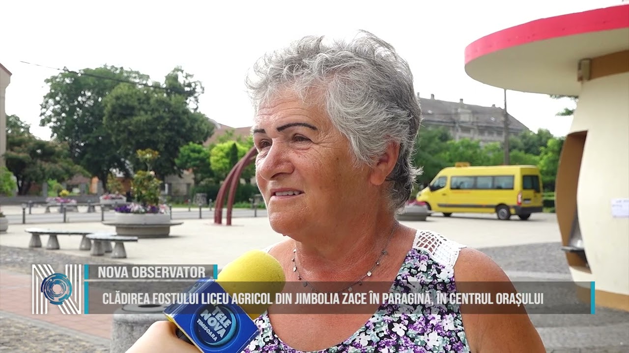 Clădirea fostului Liceu Agricol din Jimbolia zace în paragină, în centrul orașului