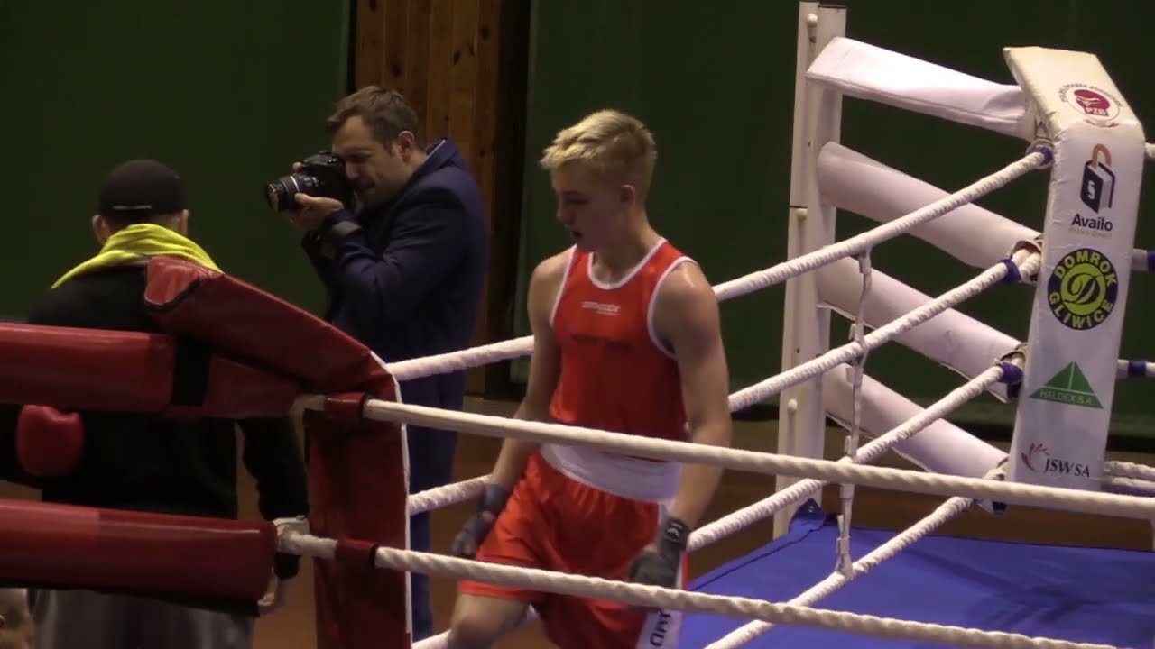 Jacek Targiel vs Oliwer Lizurek