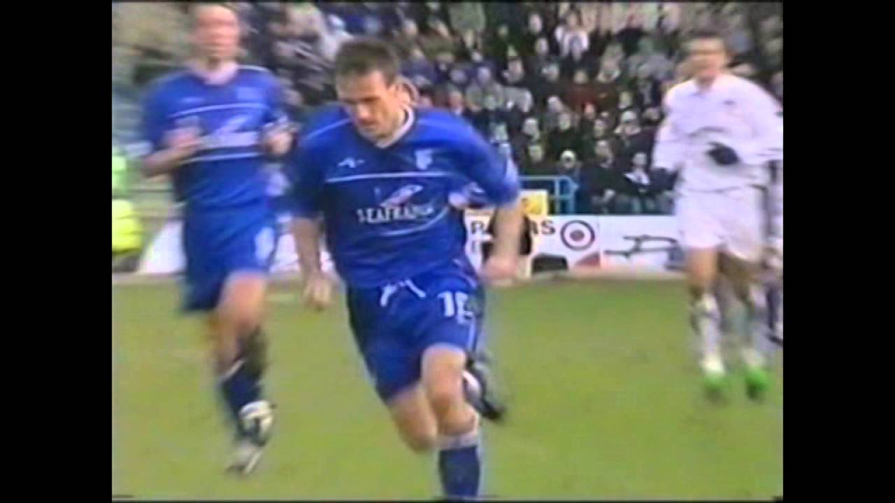 2002-03 Gillingham v Leeds FAC