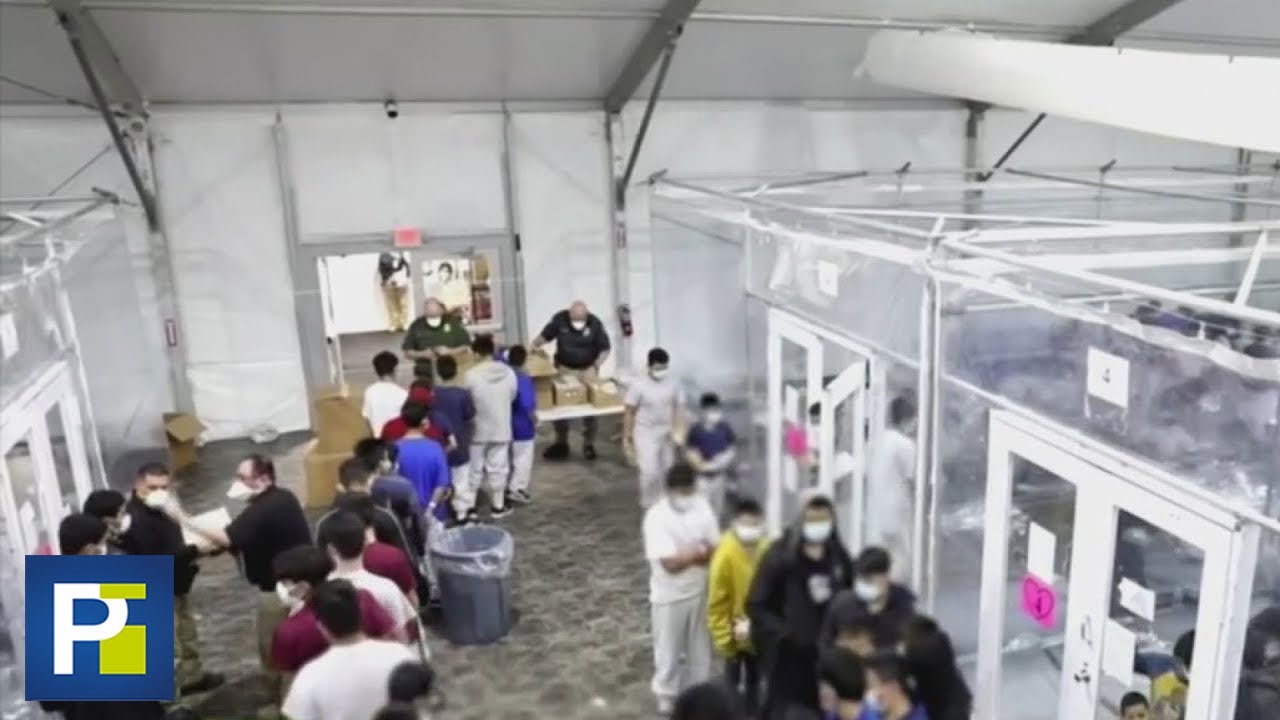 Hacinados, en colchonetas y con sábanas térmicas: niños migrantes en centros de detención en Texas