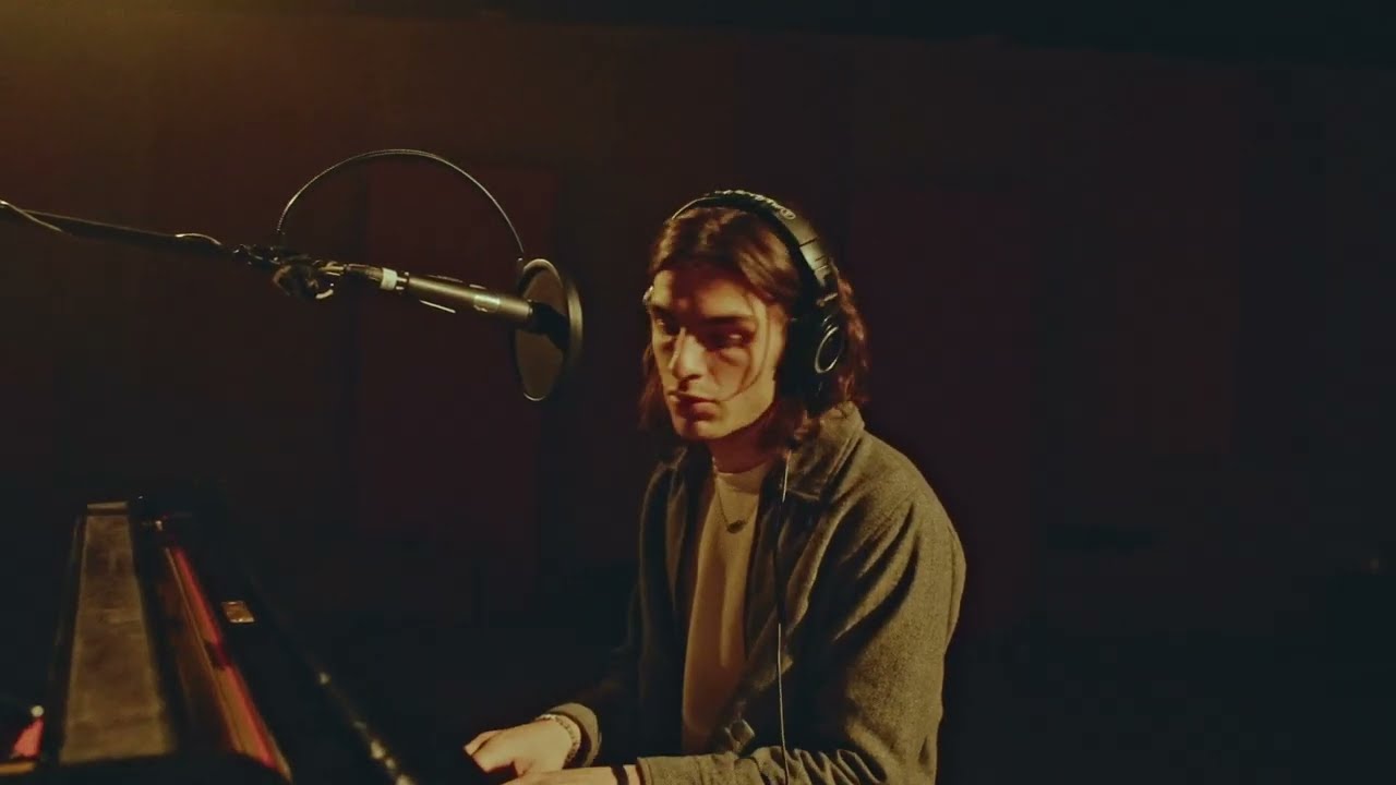 greek - SOMEDAY [Official Live Video]
