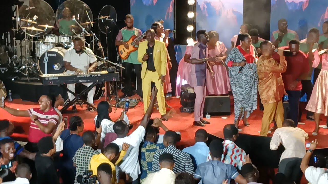 ELDER MIREKU THE PENTECOSTAL PRAISES KING MAKING SANDY ASARE'S EXPECTATION A MEMORABLE SHOW