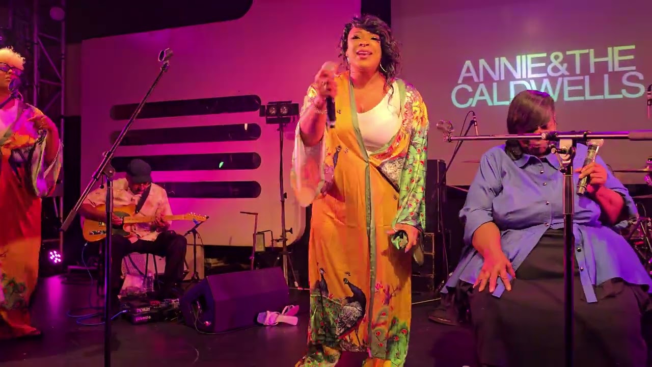Annie & The Caldwells at duo Music Exchange (Tokyo), October 20, 2025