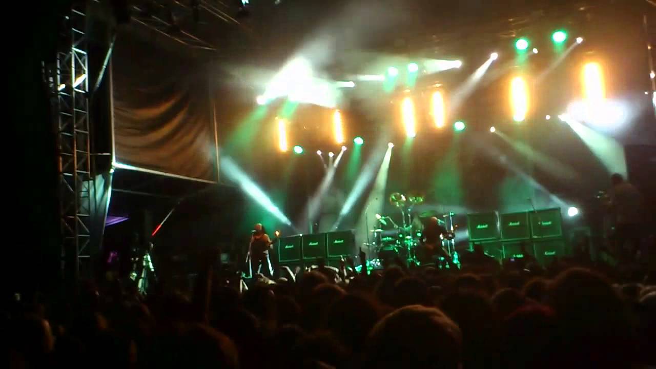 Venom-Bloodlust & Black Flame (Of Satan)(Live @ Brutal Assault 2014)