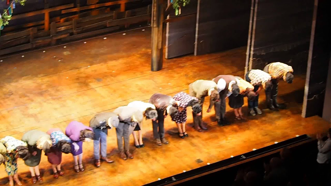 Allegiance Cast taking a bow after their performance