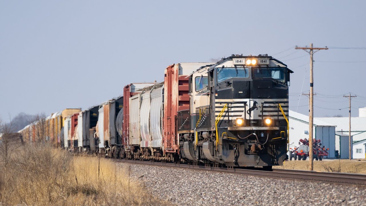 NS And CSX Action Around Lafayette, IN - 3-5-22